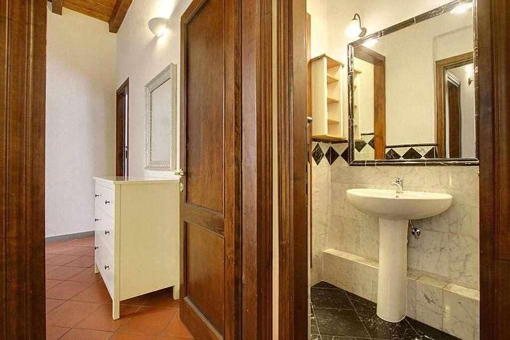 Apartamento Panzani Rustico Vicino Santa Maria Novella Florencia Exterior foto